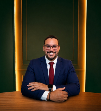 Victor Mesquita, advogado